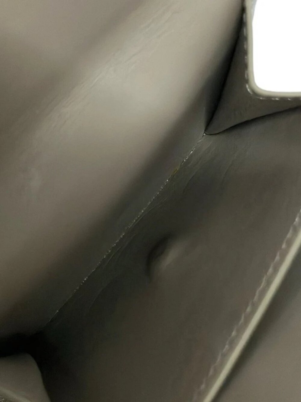 CELINE - Gray Beige Grained Calfskin Trifold Wallet - Picture 4 of 6
